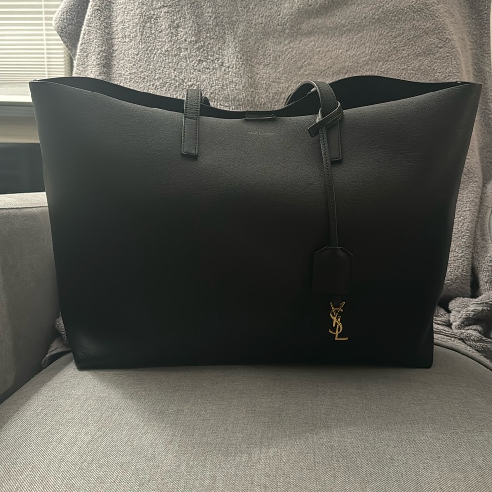 YSL East west tote in black